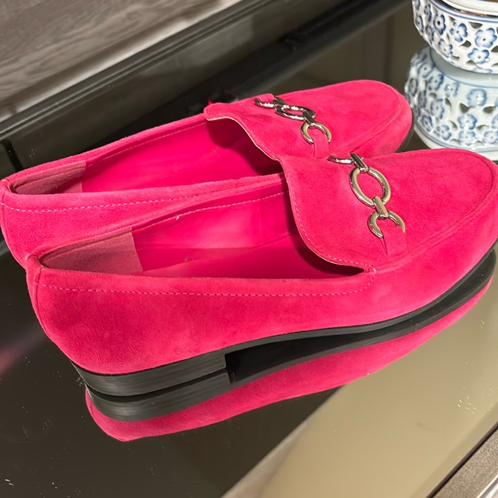 Bandolino Lehain Hot Pink Slip-On Loafer